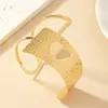Braccialetto aperto Bracciale geometrico esagera squisito tendenza unica moda colore oro gioielli per le donne regali accessori partito RG0062
