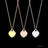 tiffanyany 6bn5 Fashion New t Letter Brand Classic Heart Shaped Designer Necklace Men Women Couple Stainless Steel Jewelry Xkod