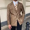 Męskie mieszanki safari kurtka mężczyzn Windbreaker krótka luźna swobodna płaszcz 2023 Brytyjski styl szczupły garnitur vintage Party Fashion Płaszcze Mężczyzna 231123