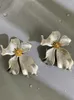 Dangle Oorbellen Overdreven Bloemen Niche Design High-end Sense Vintage Stud Earring Kleine geur Lichte luxe