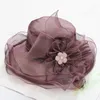 Designer Flower Beach Bucket Hats Dames Robe Wedding Organza Chapeau Womens Kentucky Derby Headswear Wide Brodd Backet Cap Tandage de mariage