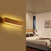 Lampada da parete Lampade a LED moderne in stile nordico in legno di quercia Luci creative in legno massello Specchio per toeletta Staffa per bagno camera da letto