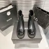 Fashion BOOTS Snow Snow Luxurys Designer Booties Men Casual Shoe Short Rain Piattaforma in pelle vera Piatta