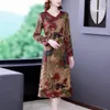 Abiti casual Autunno 2023 Cheongsam in stile cinese di alta qualità da donna nel temperamento lungo sopra il ginocchio Elegante nobile sottile