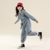 衣料品セットティーンエイジャーの女の子の服デニムジャンプスーツパーカーベルト特大のスタイリッシュなキッズジーンズオーバー