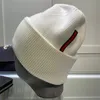 Gorąca wyprzedaż Beanie projektant czapki czapka czapka czapka czapka zima kapelusz dzianin luksus wiosenny czaszki czapki moda unisex kaszmirowe litery swobodne wysokiej jakości
