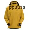 Pulls à capuche pour hommes Designer Arcterys Veste de mode Manteaux Beta Gore-tex Anti Eau Dure Shell Charge Manteau Daze / Confus Jaune l WN-1H97