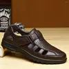 Confortable hommes confortables mode sandales d'été creux doux éclairés de travail respirant chaussures en cuir décontracté concepteur 87