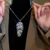 Łańcuchy proste klasyczny naszyjnik wisiorek Pióro długi łańcuch swetra oświadczenie biżuterii Choker dla kobiet chocker