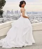 Elegante longo sem alças marfim organza vestidos de casamento com babados a linha sem mangas trem varredura vestido de noiva botões voltar vestido de novia vestidos femininos