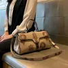 Sac à bandoulière en cuir pour femmes, Type oreiller de styliste Postman, polyvalent, à une épaule, nouvelle collection été 2023