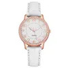 Orologi da polso 20233 Orologio da donna Moda Casual Cintura in pelle Orologi con diamanti al quarzo tempestati da donna eleganti Montre Femme