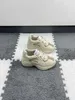 Nieuwe kinderschoenen leer Peutersneakers met dikke zolen babyproduct Maat 26-35 Doosverpakking meisje jongen loopschoenen 25 november