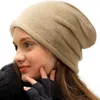 Berety zimowe czapki dla kobiet unisex elastyczne zwinięte krawędzi cienki szydełko HIP HOP miękki dzianin