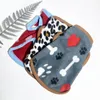 Abbigliamento per cani XS8XL Vestiti per animali domestici Costume di flanella Cappotti per il freddo Gatto Morbido cagnolino Pigiama a 4 zampe 231123