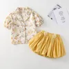 Одежда набор модных малышей девушки с цветочной блузкой набор летних шорт для фонаря детская бутика для детей наряд для детей