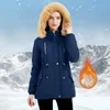 Trenchs de femmes manteaux d'hiver veste rembourrée avec col moelleux parcs lâches femmes imperméable capuche pour polaire