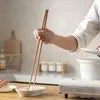 Палочка для палочек на кухнях сплошной древесина 2023 года с удлиненной блюдо из жареного дома японская не скользящая лапша