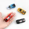 Auto elettrica / RC Multi-color Mini Can Car Telecomando Micro Racing Auto elettrica RC Led Light Desktop Toys Per bambini Auto Bambini Regalo di Natale 231122