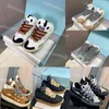 Curb Sneakers buty designerskie mężczyźni Treakers Treakerów Platforma Trenerzy Women Trenerzy Chunky wytłaczany trener Nappa Calfskin Sneaker 35-45