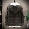 Kurtki męskie 2023 Hip Hop Winter polar Fluffy Jacket Men Hooded Streetwear HARAJUKU PLAID WOLE PŁATK MĘŻCZYZNA ZAGROŻENIE OWEAR OUNTERWARY 3XL