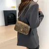 Akşam çantaları çanta kadınlar için 2024 tasarımcı lüks omuz çantası çantası vintage pu deri bayanlar crossbody fransız küçük küçük satchel