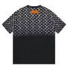 T-shirt stampata con lettera girocollo da uomo alla moda di strada di tendenza primaverile, abbigliamento casual ampio per le vacanze