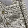 Kadın Ceketler Tasarımcısı Erken Bahar Yeni Fransız Tarzı İnce ve Azaltılmış Yaş Taşıma Altın Düğmesi Ekose yün dokuma Tüvit Kısa Ceket Rask