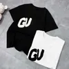 Springsummer Yeni G Aile Havlu Nakış Mektubu Yuvarlak Boyun Çok yönlü Siyah ve Beyaz Unisex Sıradan Kısa Kollu Tshirt