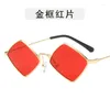 Lunettes de soleil style européen américain lunettes pour femmes cool forme carrée femmes cadre en métal élégant verre de soleil femme