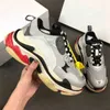 Mens Luxurys Designers17FW Triple S Sneakers أحذية كرة السلة للرجال للنساء أحذية خمر الجري Black Crystal Sports Size 36-45