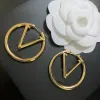 Diseñador de moda Pendientes de aro 3/4 / 5CM Letra clásica 2 colores oro y plata Círculo grande Pendientes simples Pendientes de joyería para mujer inicial para mujer M64288