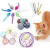 Zabawki dla psów żucie 1PC Cat Toy Stick Feather Różdżka z dzwonkiem Myszka plastikowa sztuczna kolorowa zwiastun dostarcza losowy kolor 231123