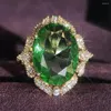 Anelli di nozze 2023 Anello di fidanzamento ovale di colore verde di lusso per le donne Regalo di anniversario Commercio all'ingrosso di gioielli R6551