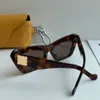 Siyah Gri Kelebek Güneş Gözlüğü Kadınlar Moda Tasarımcısı Güneş Gözlüğü Sunnies Gafas de Sol Sonnenbrille Sun Shades UV400 kutu ile