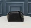 7A 733667 Bolso de diseñador Bolso bandolera vintage de piel de cordero a la moda para mujer Bolso de concha suave Bolsos de hombro con temperamento curvado con sentido del diseño