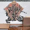 Poncho per ragazze lavorato a maglia di lusso Autunno check abiti firmati per bambini Taglia 100-160 Giacca per bambini con decorazione a mezza cerniera Nov25