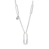 Chaînes Argent Couleur Trombone Pendentif Collier Conception Unique Broche Clavicule Chaîne Femelle Simple Tempérament Bijoux