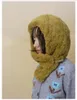 Beretten Koreaanse vrouwen pluche hoed met capuchon en sjaal één stuk vrouwelijke winter pluizige oorklappapjes dikke hoeden dikker haraclava bommenwerper