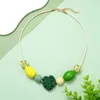 Collane con ciondolo Collana a catena colorata con fiori di limone e frutta in legno Collana da donna Gioielli alla moda