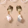 Boucles d'Oreilles Perle Naturelle Baroque Irrégulier Élégant Brillant Blanc Mère De Coquillage Mignon Pour Les Femmes Bijoux Cadeau