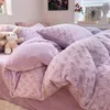 Sängkläder sätter kanin plysch sängkläder set fast färg säng fyra stycken set förtjockande varmt täcke omslag kudde kudde tvilling drottning kung sovrum dekor 231122