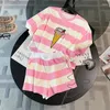 Kvinnors tvåbitar byxor rosa stripe set sommar lös is silk bomull kort ärm shorts sport casual topp och