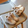 Stivali Scarpe invernali per bambini Stivali in pelle impermeabili in peluche Stivali da neve per bambini Stivali casual per ragazze di marca Scarpe da ginnastica di moda 231123