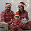 Abiti abbinati in famiglia per pigiama natalizio set di natali per la stampa rossa elk papà padre madre per bambini abbigliamento per bambini vestiti per ragazze 231122