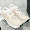 Designerskor Runningskor Kvinnor Sneakers Luxury Trainers Casual Shoes High Quality Leather Low Lace Up Platform Shoe Out Office Sneaker C112301