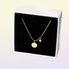 Yun Ruo Rose Gold Модные цирконы Письма с вырезанным подвесным ожерельем титановое стальное ювелирное украшение Женщина. Подарок на день рождения никогда не исчезает Whole5266197