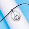 Pendentif Colliers Le jeu de dessin animé Sword Même émail Collier en métal plaqué argent Bijoux intéressants pour Noy Man Années Cadeau