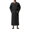 Vêtements ethniques Hommes Musulman Saoudien Jubba Kaftan Lâche Pleine Longueur Thobe Robe Top Vintage V Cou Robes Hommes