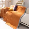 Stollekläder förtjockas Chenille Sofa Cover med Tassel Slipcovers Anti Cat Scratch Furniture Protector Bedstred Couch Handduk Full filt 231123